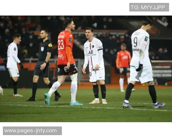 内马尔圣诞生活揭秘：从足球场到病床赌场再到家庭育儿的多重角色