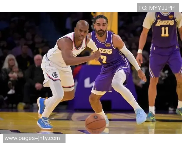 快船自与保罗分手后表现回暖战绩8胜6负净效率排名第六 快船自与保罗分手后表现回暖战绩8胜6负净效率排名第六