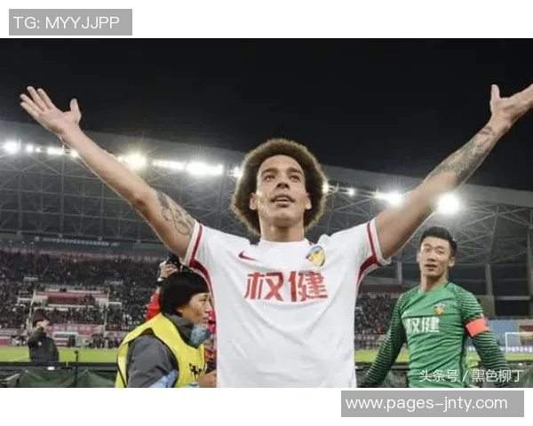 沃特福德宣布意大利中场博维加盟并透露其植入心脏除颤器的健康状况