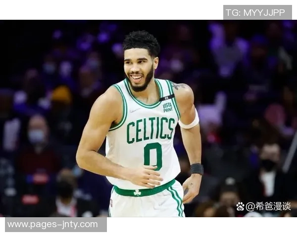 科塔赞塔图姆在场上如教练般引领队伍积极发声助力团队前行